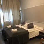 Winterhouse Hotel 2*